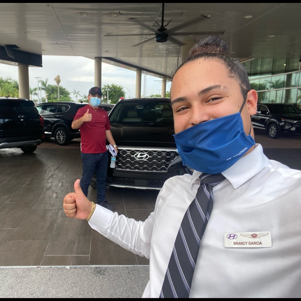 Meet your Posher, Brancy